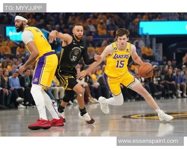 足球场上崛起的逆袭球星与他们爆发瞬间的传奇故事